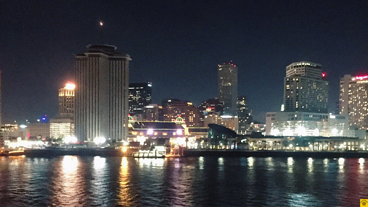 Навигация по реке Миссисипи, проходим Новый Орлеан. 