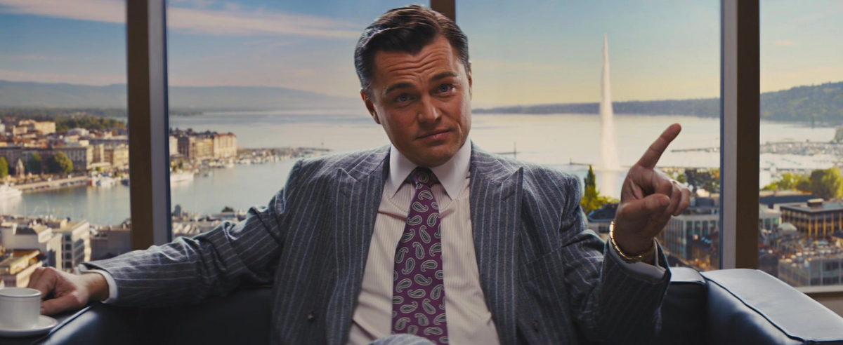 Красивое фото из архива фильма Волк с Уолл-стрит.