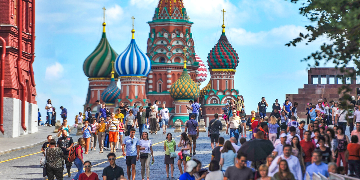 Красная площадь в тёплый день.