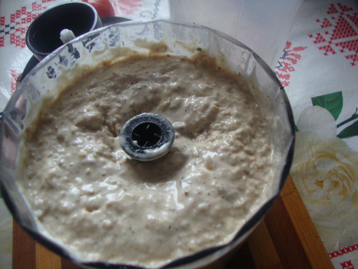 Можно не блендером, а на тёрке, будет посуше.