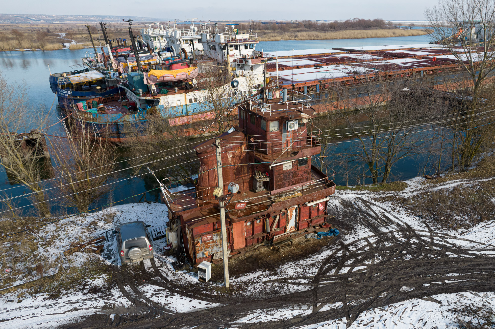 Мужик построил дом из куска корабля и там живёт ⛴??6