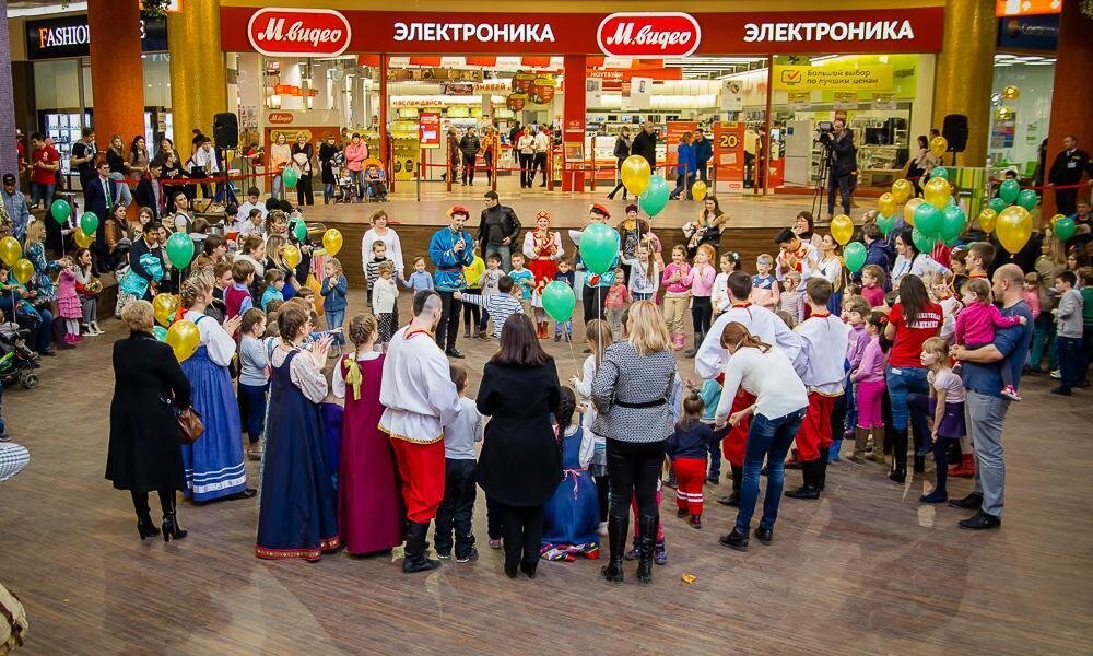 Организация Масленицы в торговом центре