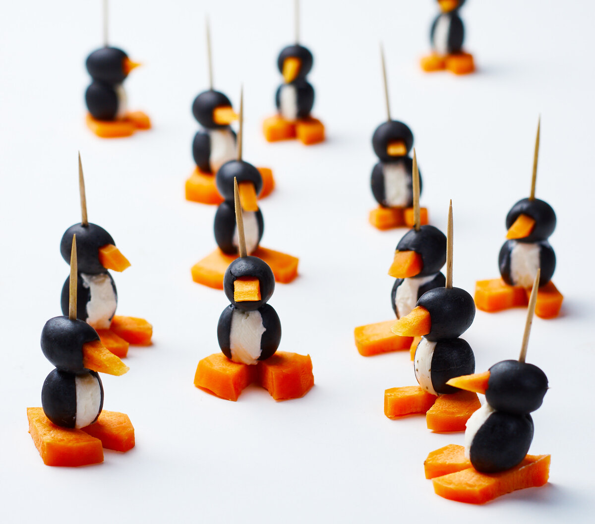 Идея вам точно пригодится, если вы устраиваете детский праздник, но и взрослые от этих птичек просто в восторге;) Фото автора