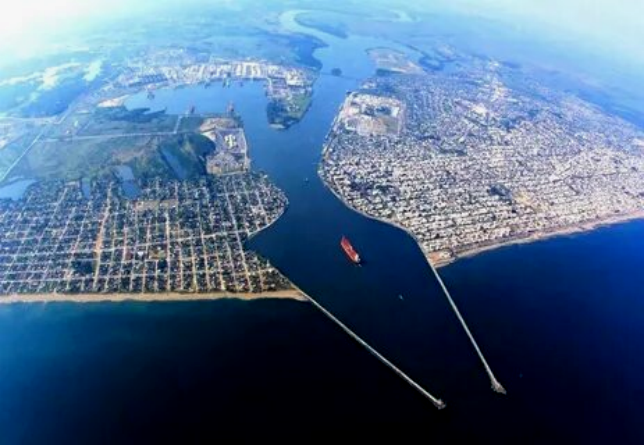 Город и порт Коацакоалькос