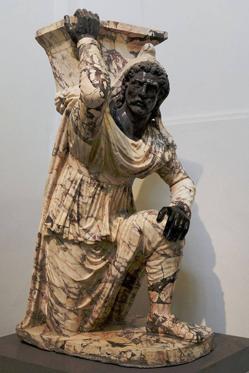 Античные статуи это слепки с живых людей, созданные из литьевого мрамора?Исследование Найджела Констама (Nigel Konstam)