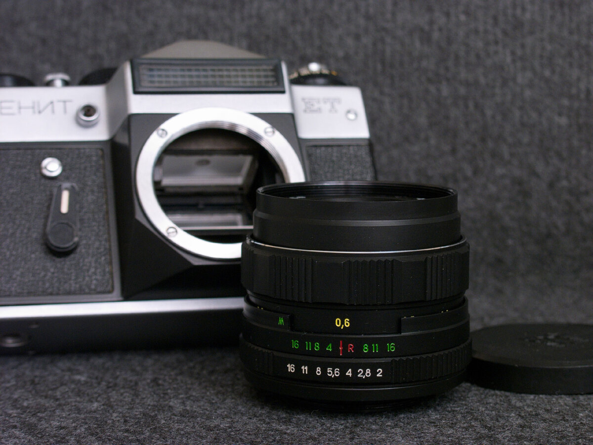 Helios 44M-4