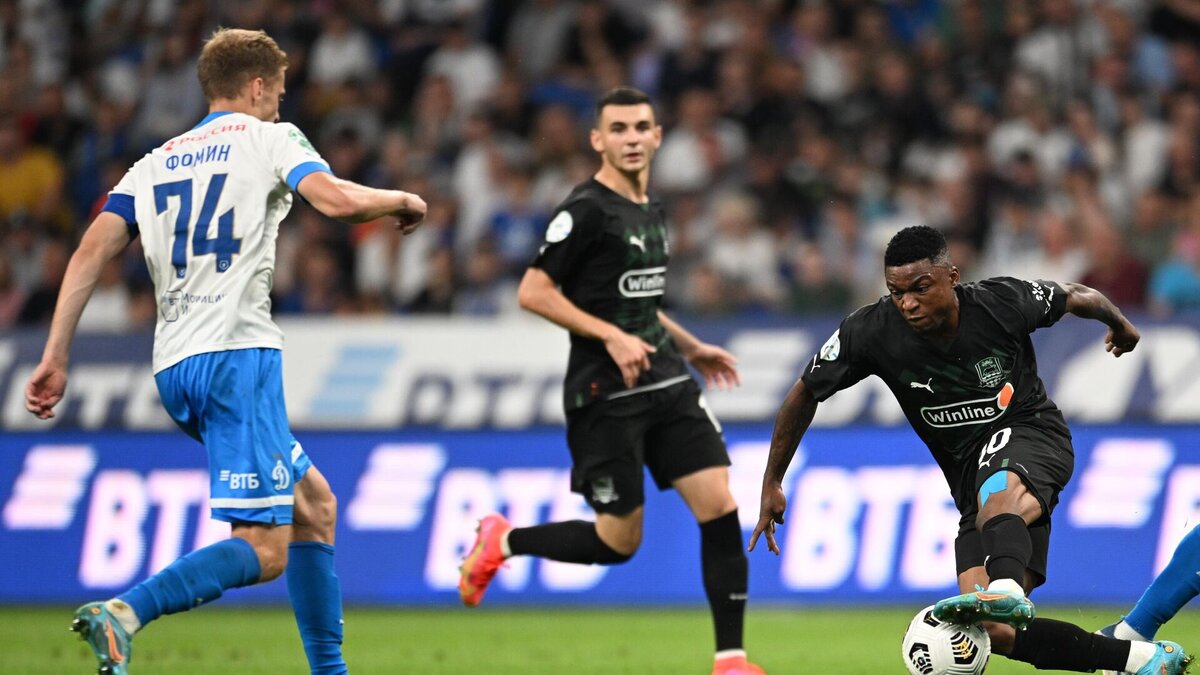 Онакунле Олусегун и Эдуард Сперцян против Даниила Фомина