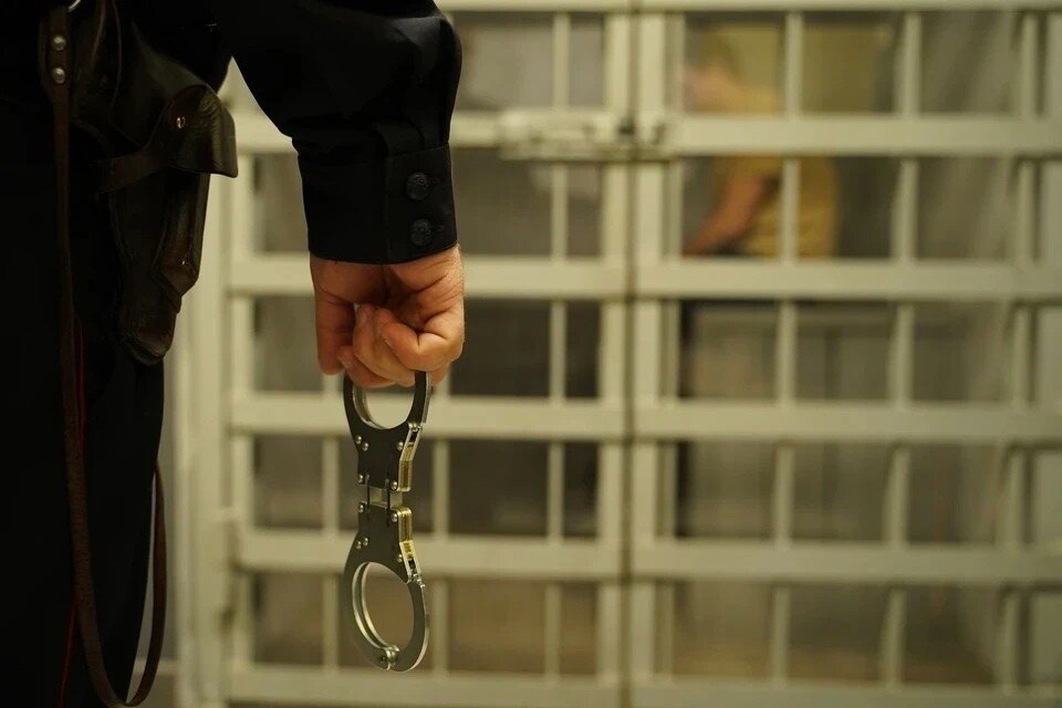    Обвиняемый бил дочь тяпкой и руками Светлана МАКОВЕЕВА