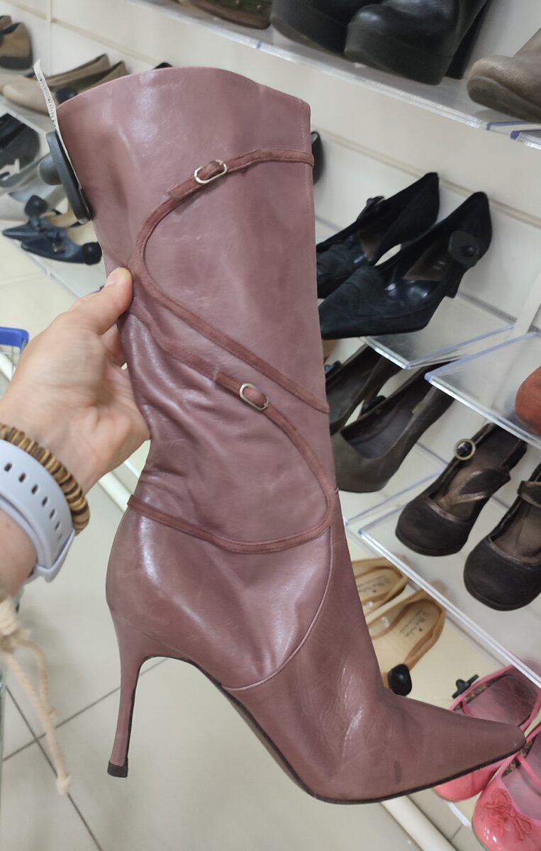 1999 рублей без учёта скидки.