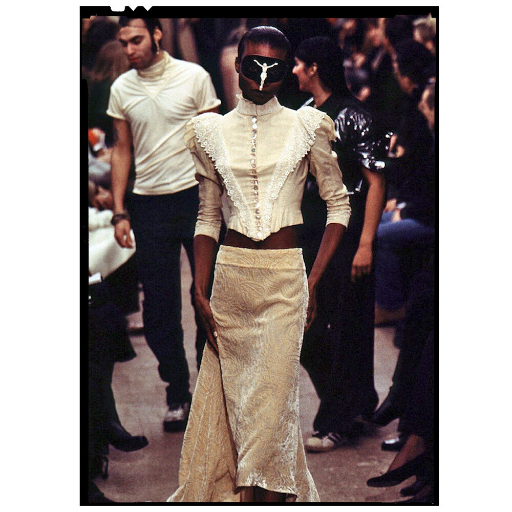    Alexander McQueen осень-зима 1996@ARCHIVED