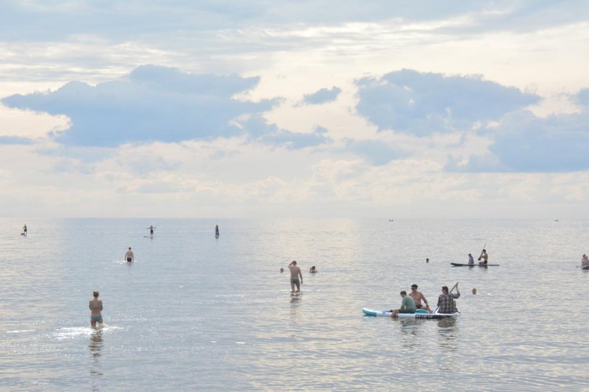    У берегов Сочи морская вода прогрелась до 29 градусов