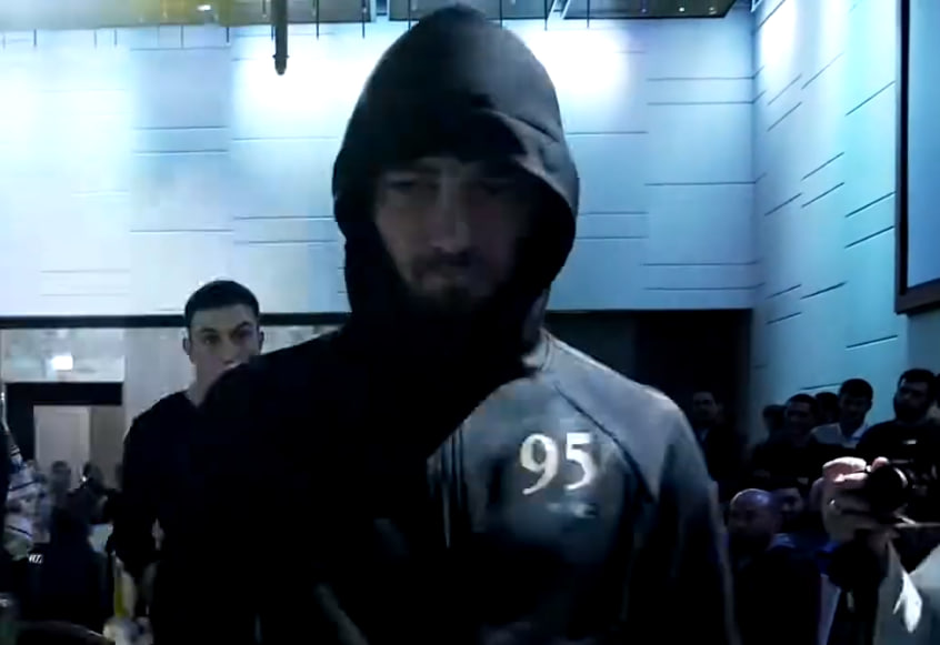    Зелимхан Макаев Кадр из видео