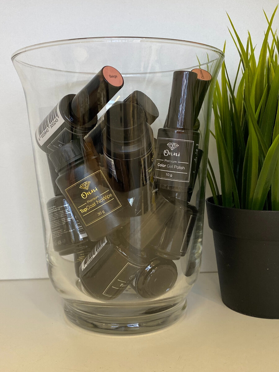 Правильный выбор материалов для маникюра - залог блестящего результата