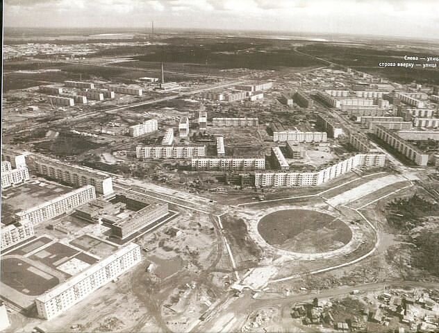 Кольцо основателям Сургута, конец 70-х годов (источник: pinimg.com)