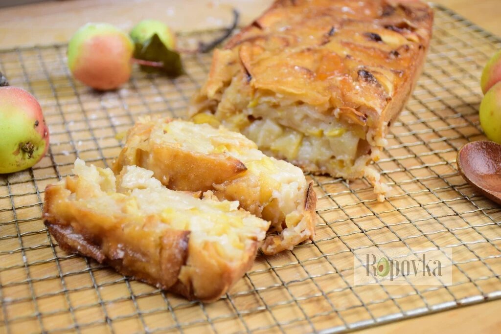 Веганская шарлотка с яблоками