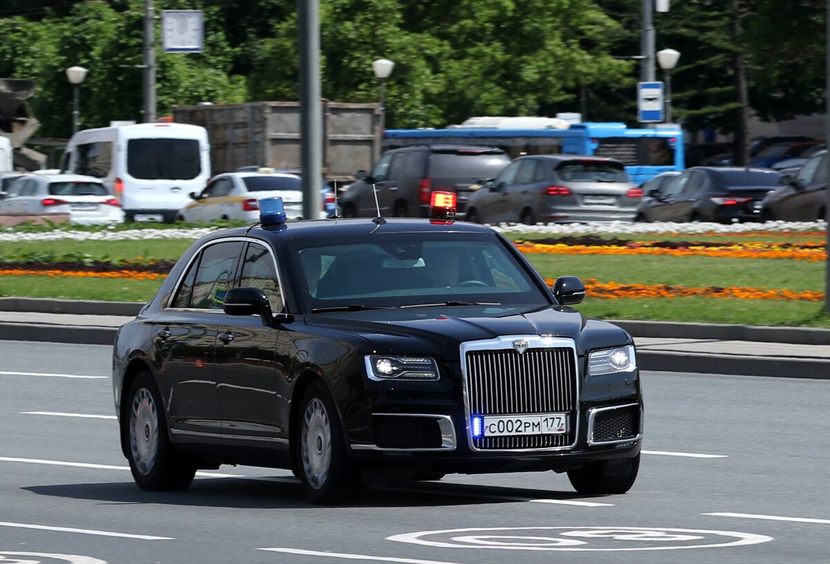 Президентская тысяча. Senat s600. Aurus Senat s600 бронированный. АМР 003 Аурус. Аурус АМР 001.