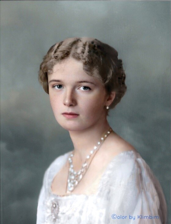 Великая княжна Ольга. Ч/б в цвет переведено Кlimbim. Фото: klimbim2014.wordpress.com