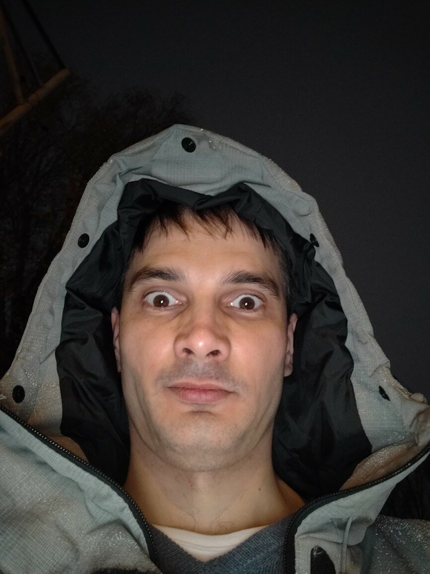 Про Андрэ в этой статье ни слова.