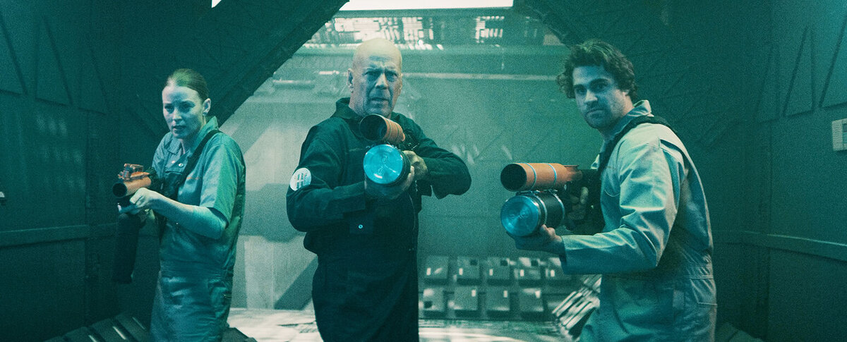 кадр из фильма "Брешь"