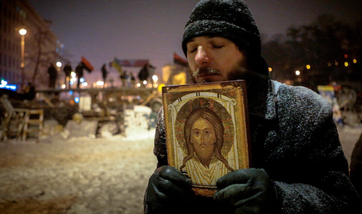 Что делать, если человек попросил о нём помолиться. Обязательно ли молиться  и сколько раз | Православная Жизнь | Дзен