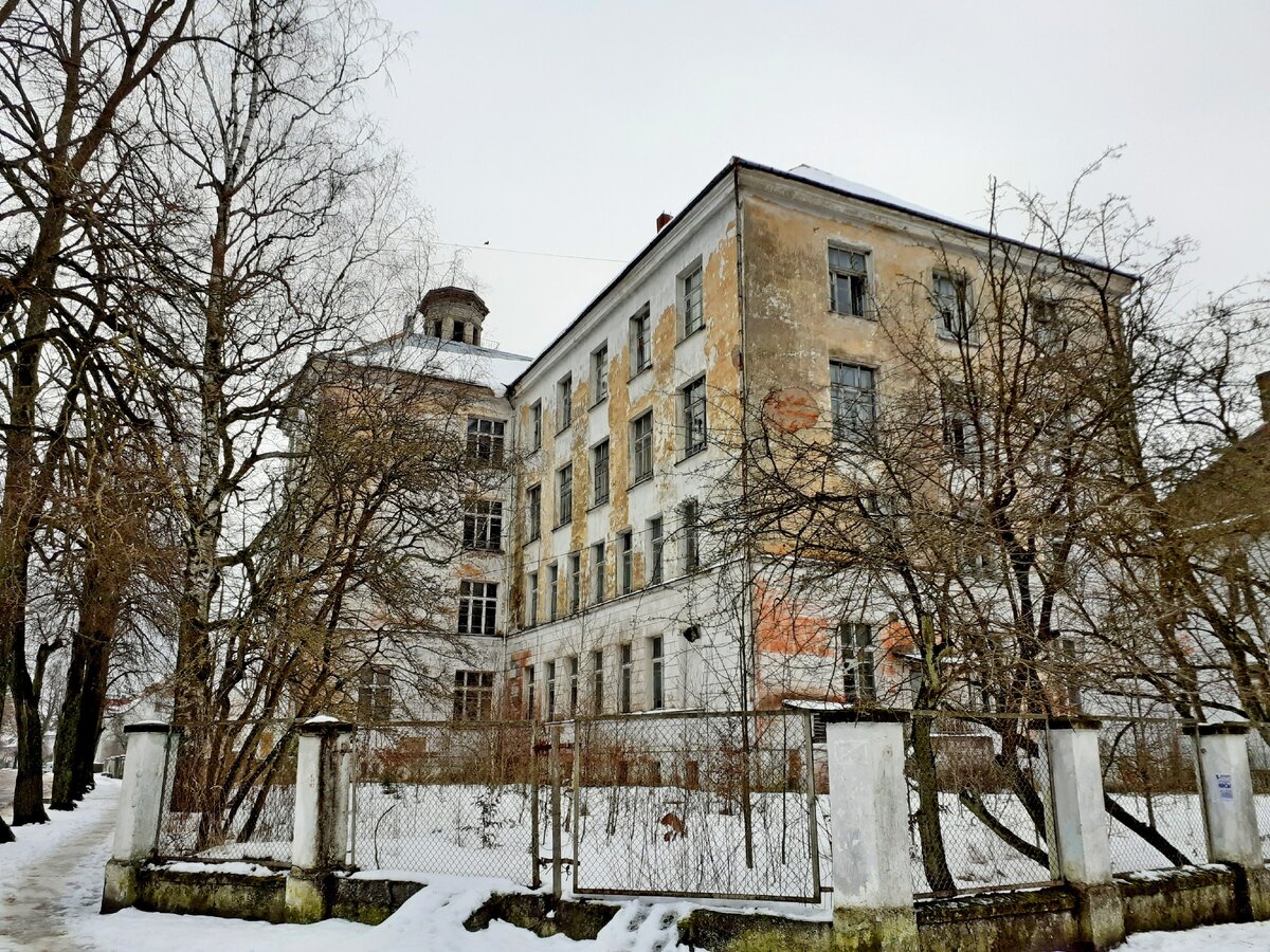 Главный корпус бывшего госпиталя в Советске (Калининградская обл.) Фото автора