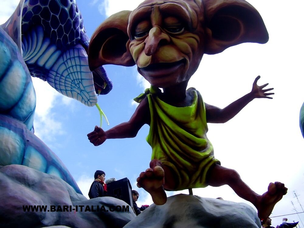 Аллегорическая колесница.