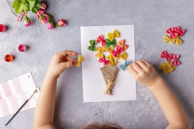 Видео подборка мастер-классов: как сделать легкую и красивую открытку маме