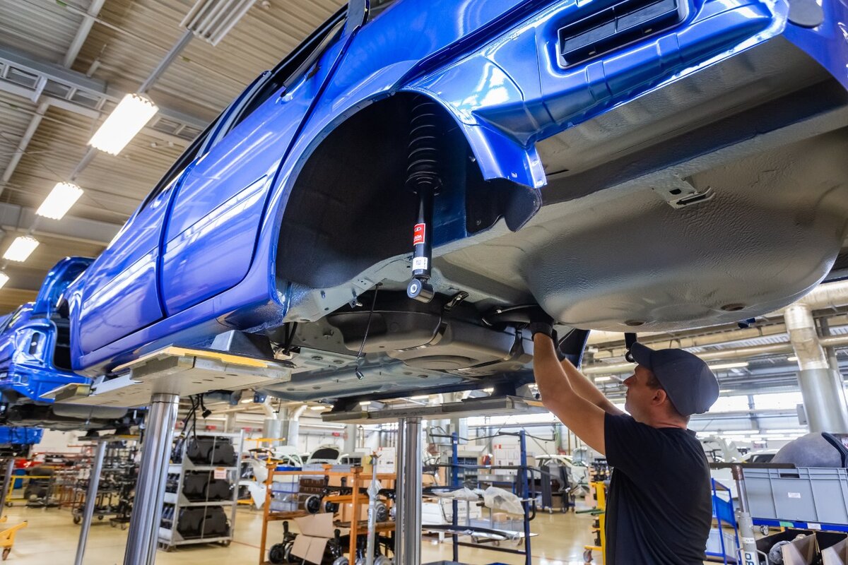 Сборка Лады Гранты в Тольятти (Иллюстрация Дмитрий Гонщика, CC BY-SA 4.0, изменения не внесены) 