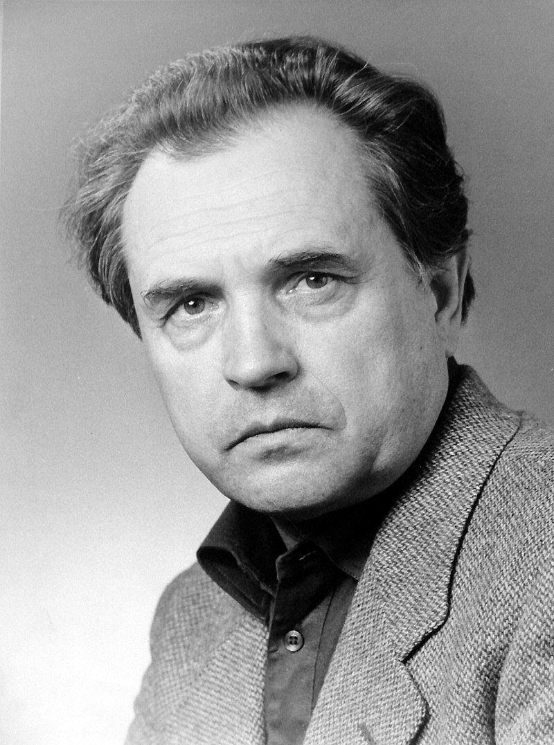 Советский философ Александр Зиновьев (1922 - 2006).