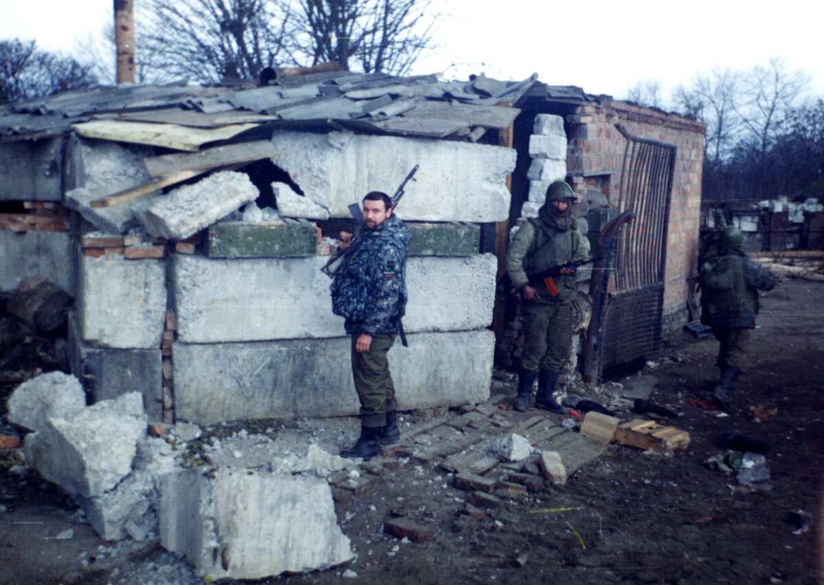 Фото блок поста. Свердловский ОМОН В Чечне 1996. Чечня март 1996 блокпост.