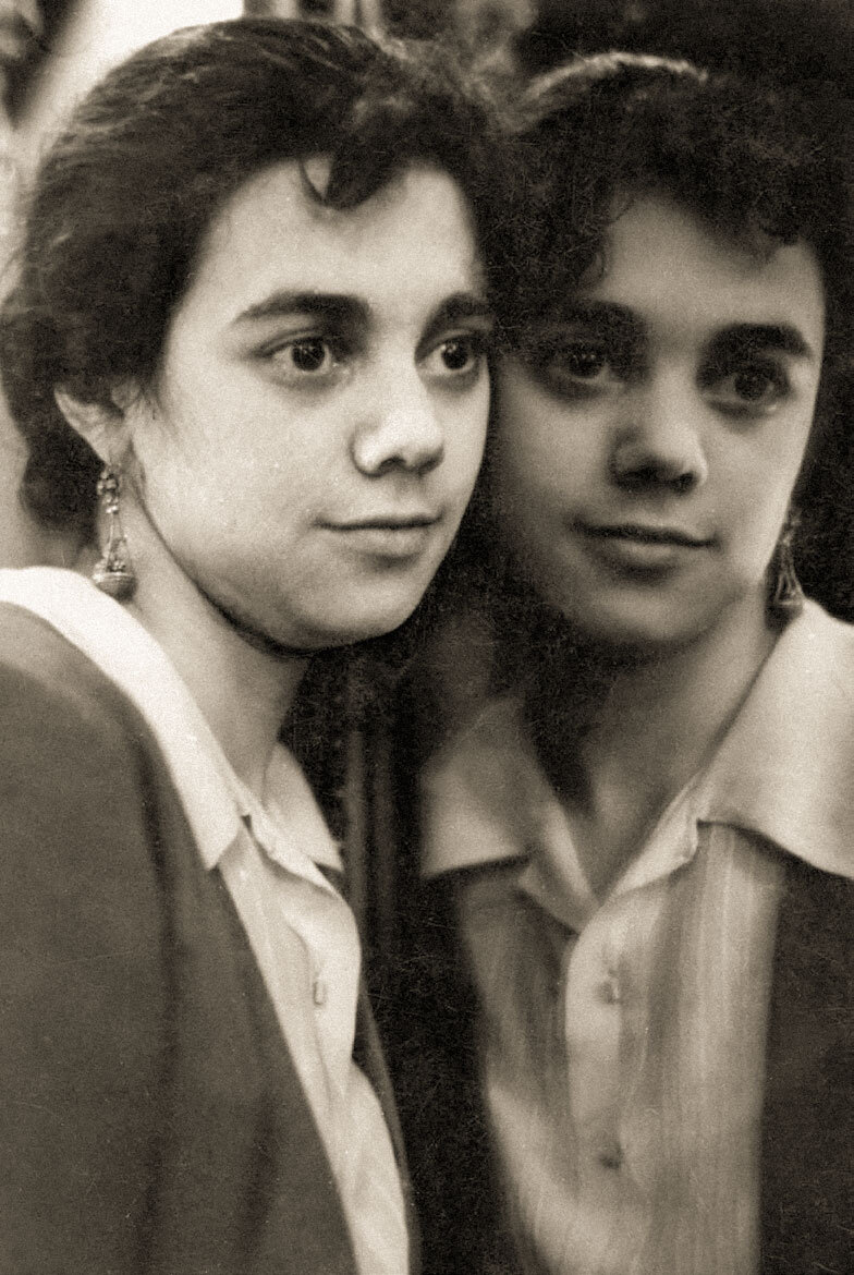 Оля Северцева. 1952–1953 
Фотография. Архив О.С. Северцевой, Москва
Публикуется впервые