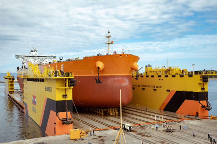 Танкер «Афрамакс», спуск на воду