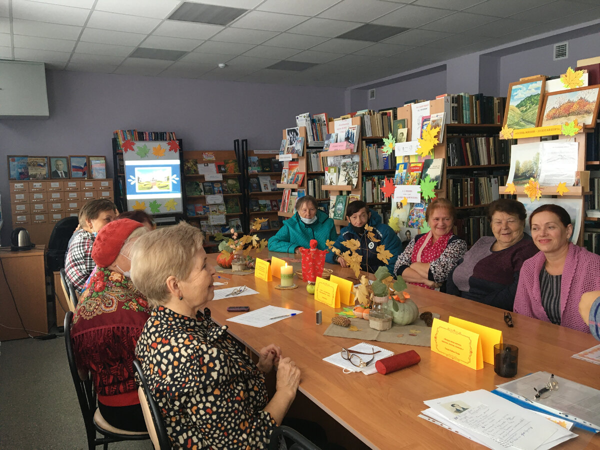 Женский клуб рукоделия «Вдохновение», Коллективы, Центр народного творчества и ремесел «Берегиня»