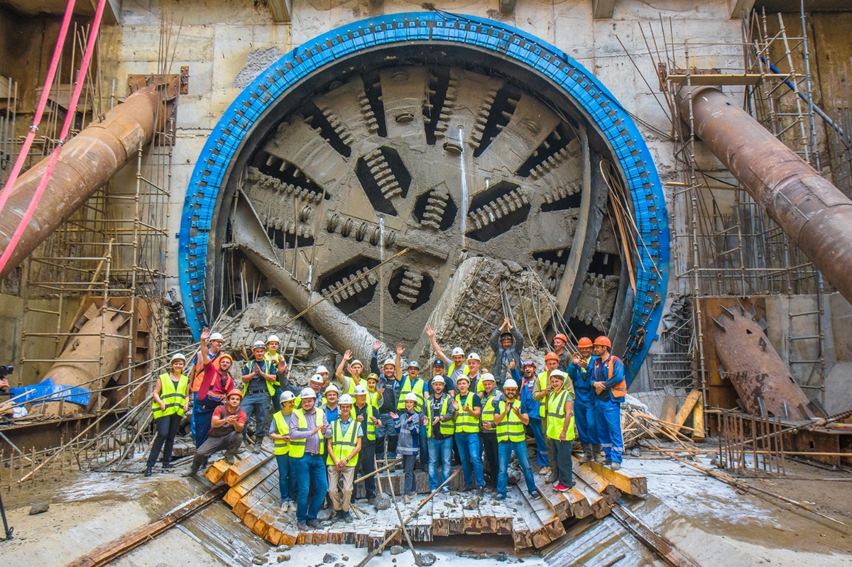 Диаметр щита 10 м   Yandex.ru 