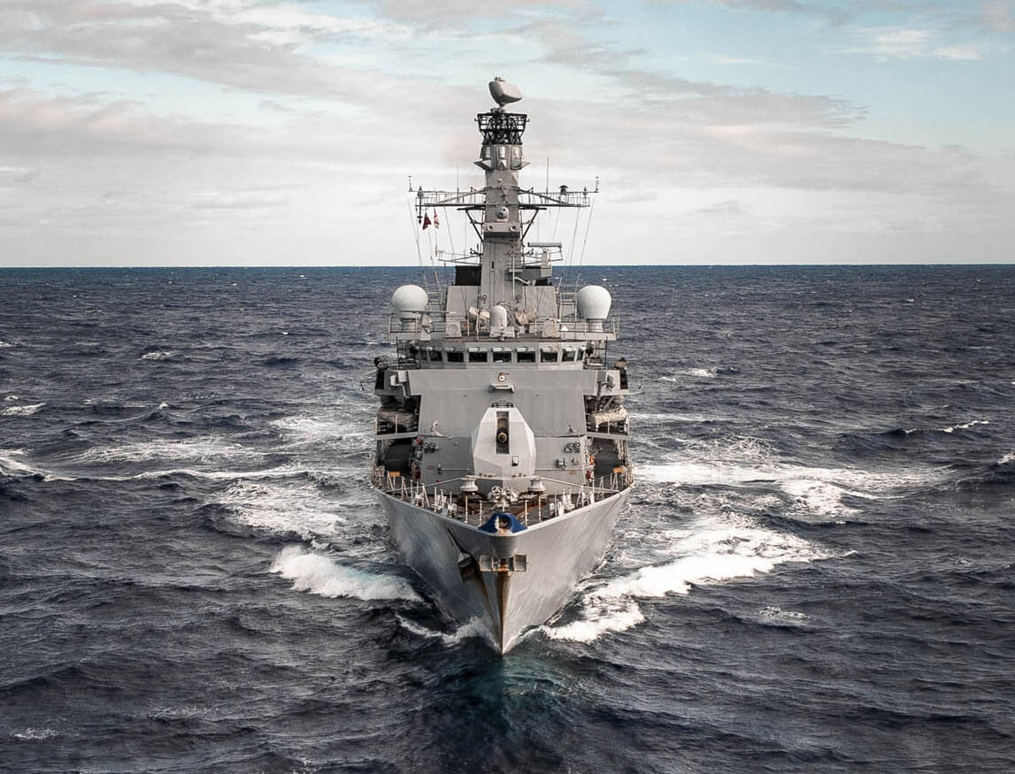 HMS Northumberland стал девятым фрегатом "Тип-23" и вошел в состав Королевского флота в 1994 году. Три года назад корабль прошел модернизацию и стал одним из самых совершенных противолодочных кораблей Royal Navy. Фото твиттер Royal Navy