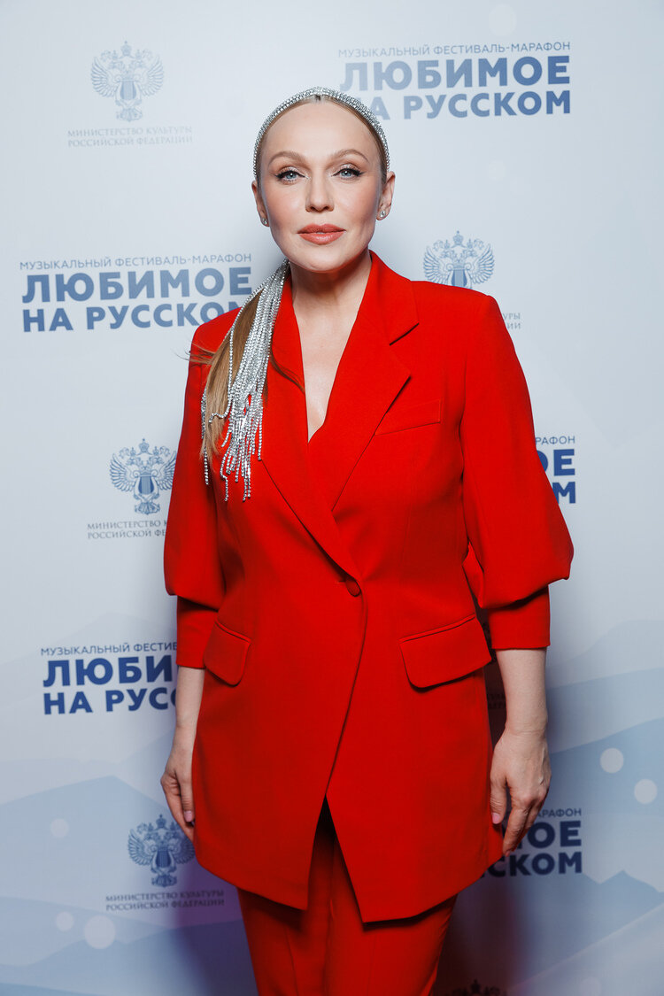 Альбина Джанабаева