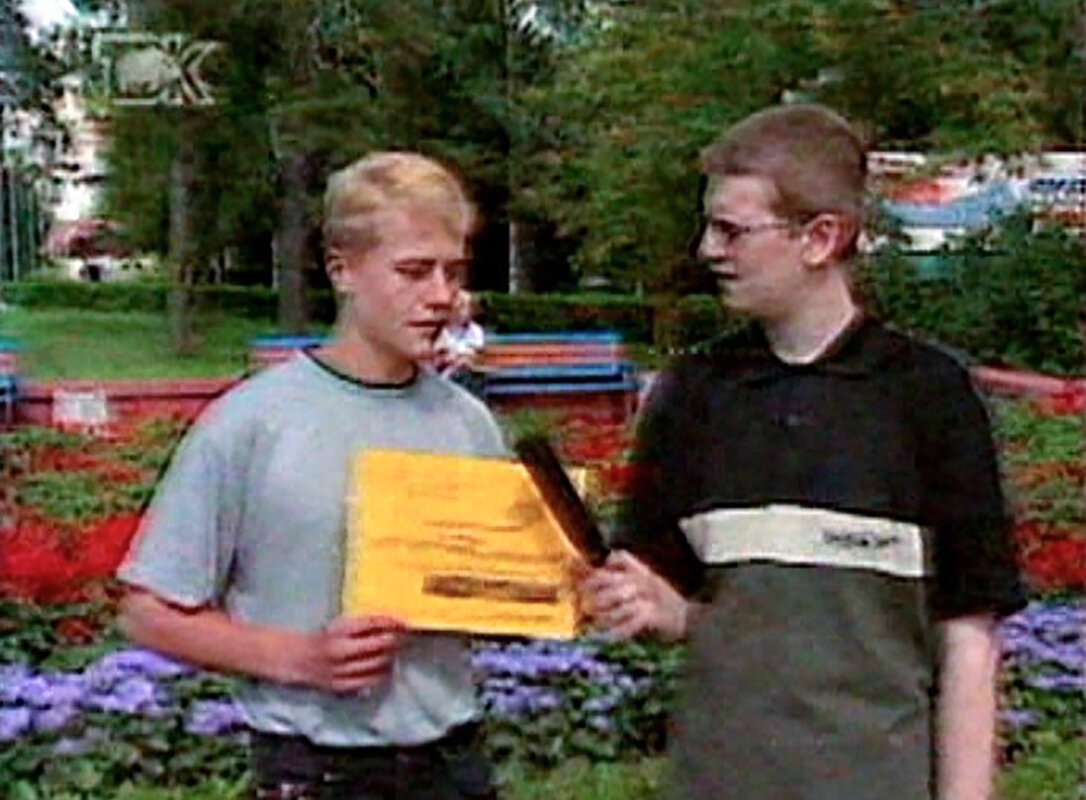 Артём в 2001 году. (единственная фотка с ним, которую я нашёл из того времени)