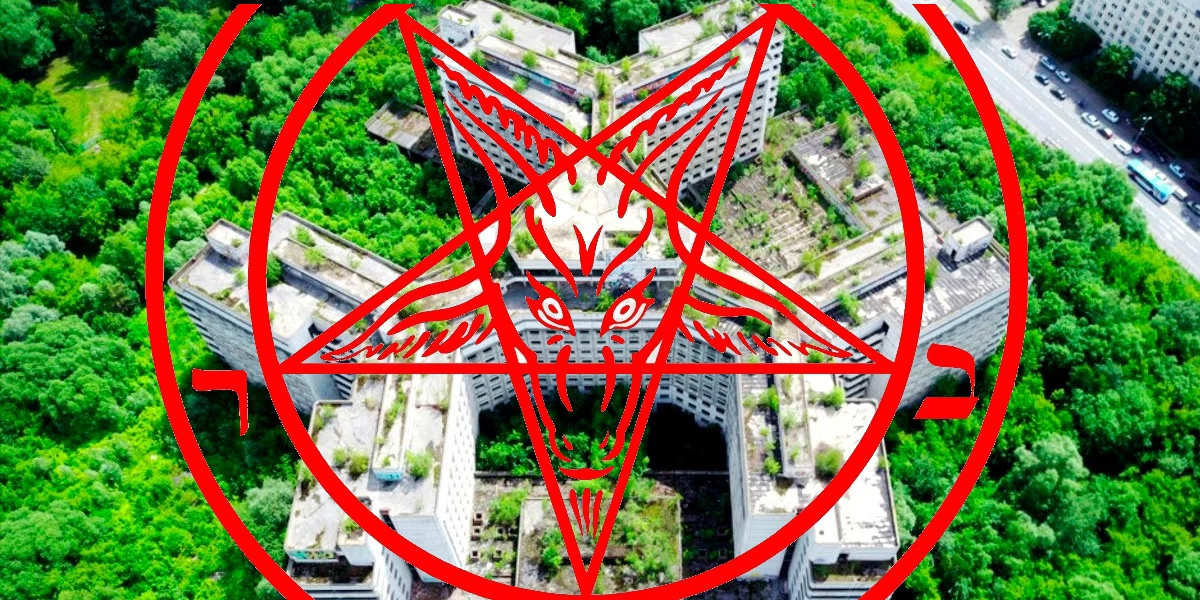 Ховринская больница - архитектурное сооружение, строительство которого началось более сорока лет назад. В 1980-х годах в Советском Союзе началась постройка самой большой больницы в стране, там планировалось создать условия для размещения около 1300 больничных коек, что на несколько сотен больше, чем в самом вместительном медучреждении Москвы - НИИ имени Склифосовского, в котором насчитывается более 900 больничных мест.