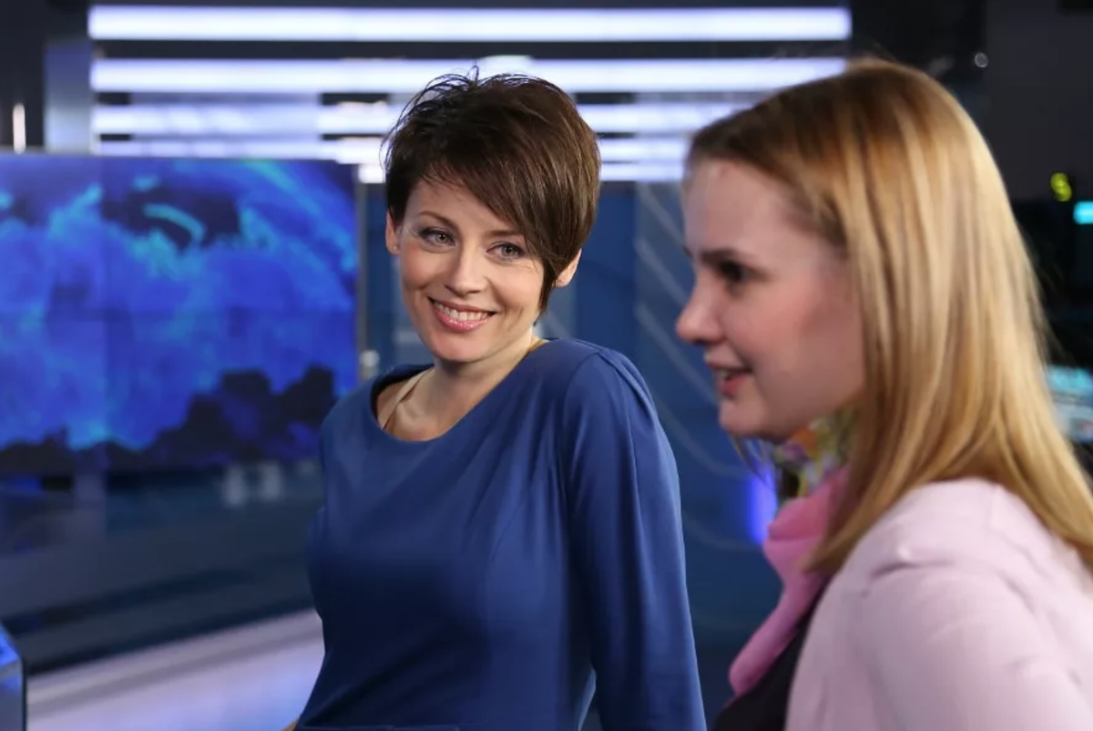 Не могла остановиться Оксана Куваева: конфуз во время прямого эфира, ее  профессиональный и личный успех | [PRO]ZVEZD | Дзен