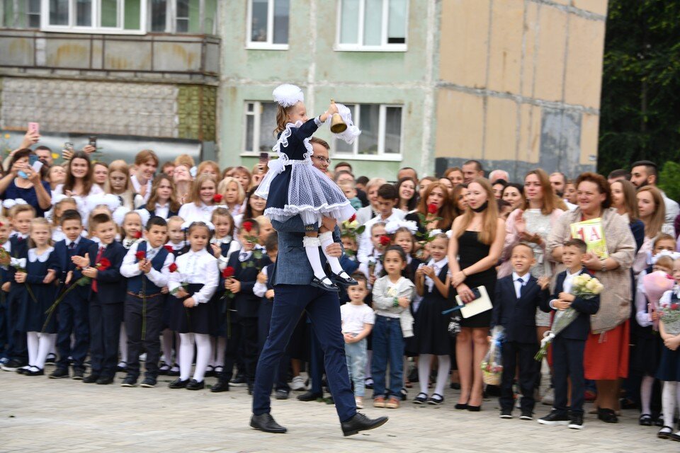     Буквально через неделю для ребят начнется учебный год. Иван МАКЕЕВ