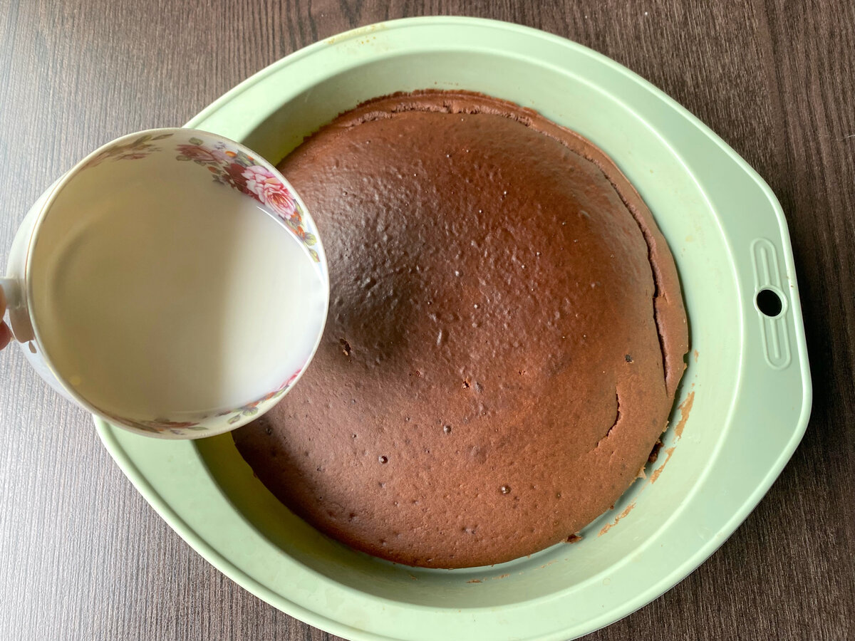 Пирог с молочной заливкой