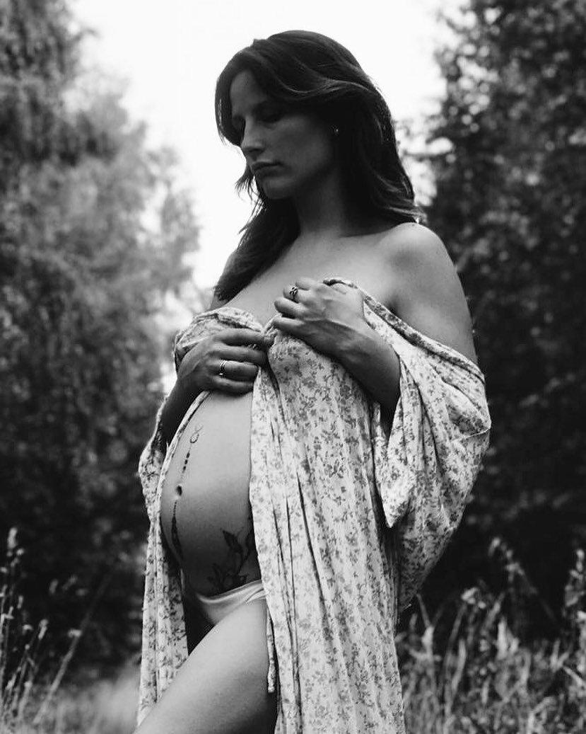    Анфиса обнародовала "беременное" фото Соцсети Анфисы Охлобыстиной