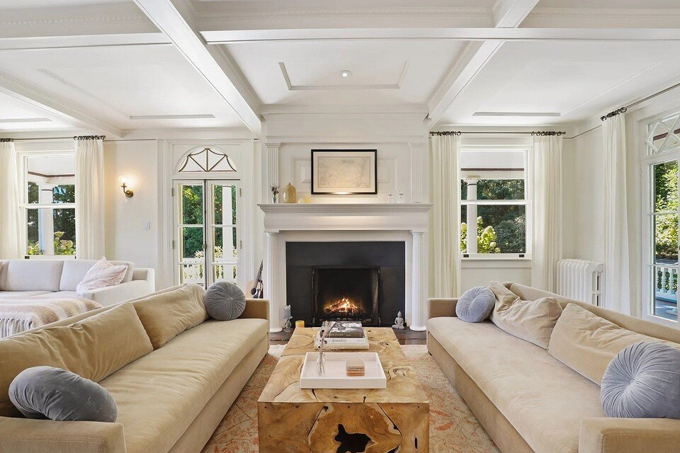    Sotheby's International Realty