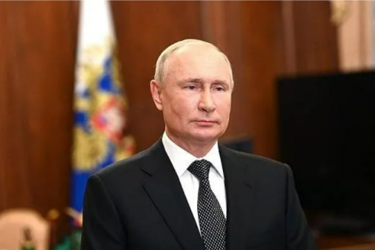    Владимир Путин назвал издевательства над детьми и однополые браки нормой для Запада