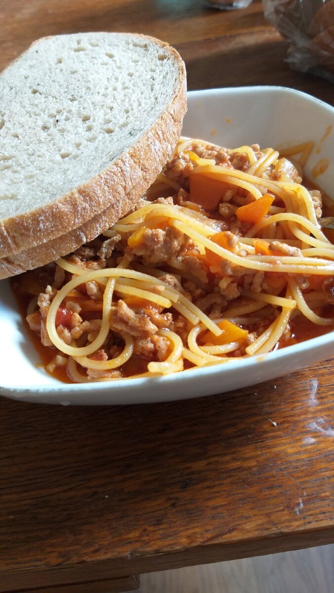 Нужно не забывать кушать.