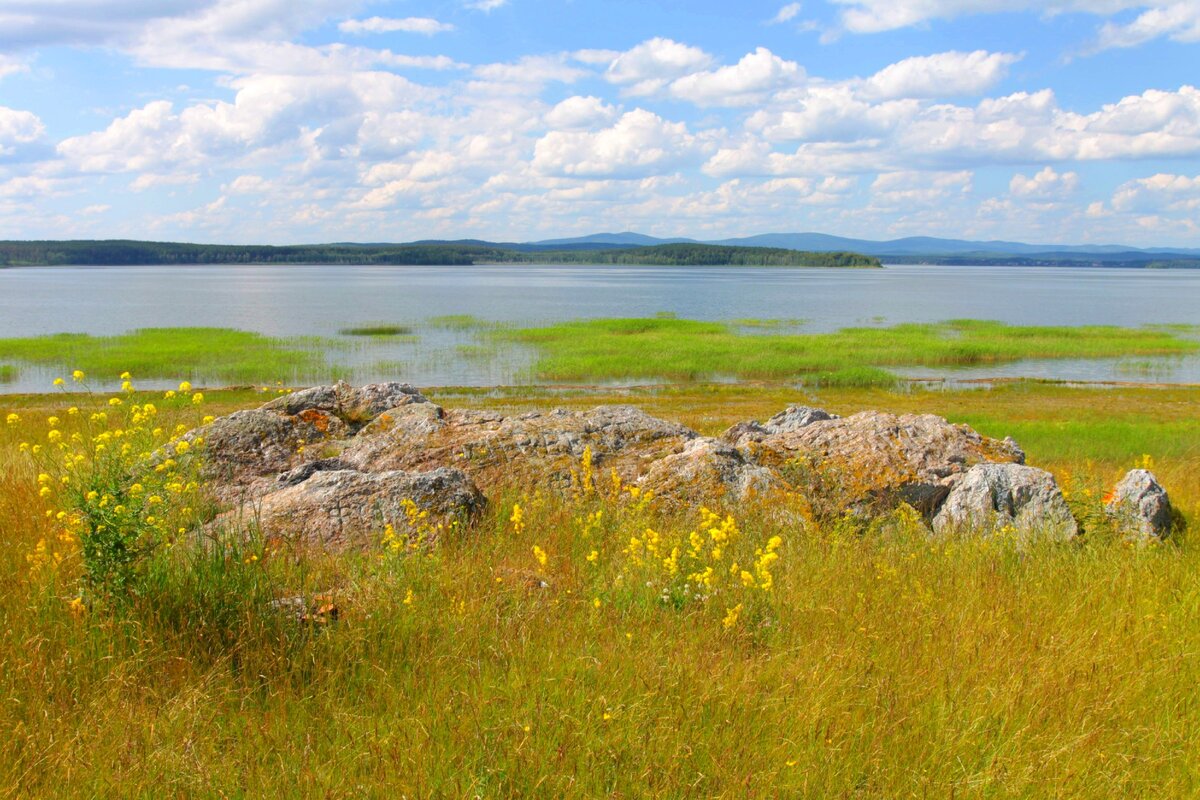 Вид на озеро Чебаркуль со стороны деревни Малково