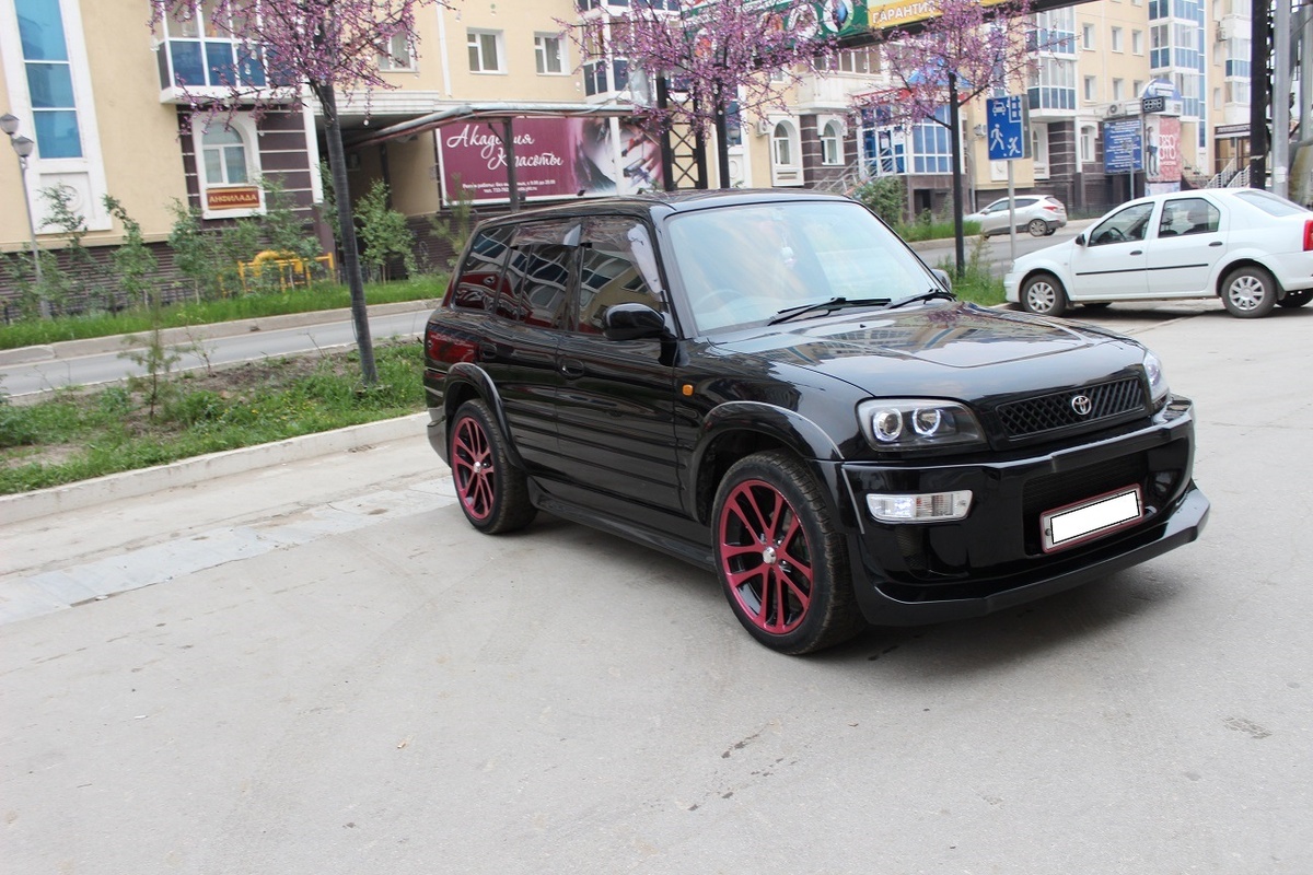 Внешне смотрится еще вполне актуально