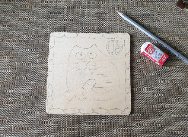                              Такой вот толстый кот с сосисками (вместо рамки)