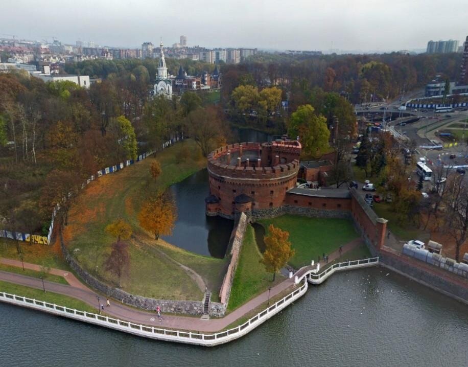 Дер дона. Башня Дона Калининград. Башня «дер Дона» (музей янтаря). Башня дер Дона Кенигсберг. Башня Дюна Калининград.