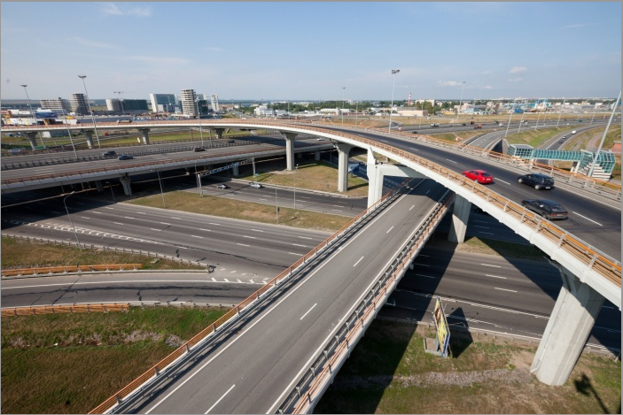 Автомобильная развязка. Мостотрест в действии.